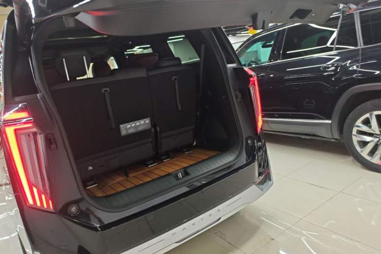 Used GAC Trumpchi M8 2023 Zongshi Series 400T Ultimate Edition Trunk