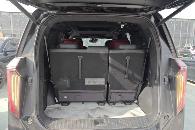 Used GAC Trumpchi M8 2023 Zongshi Series 400T Ultimate Edition Trunk