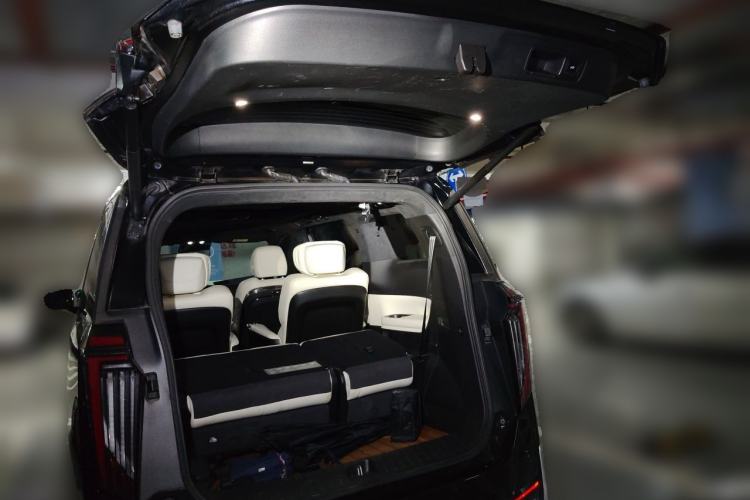 Used GAC Trumpchi M8 2023 Zongshi Series 400T Flagship Edition Trunk