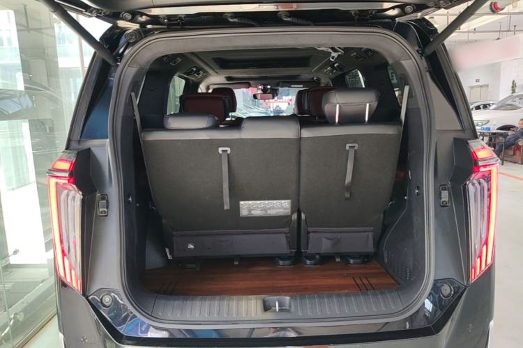 Used GAC Trumpchi M8 2023 Zongshi Series Dual-Motor Flagship Edition Trunk