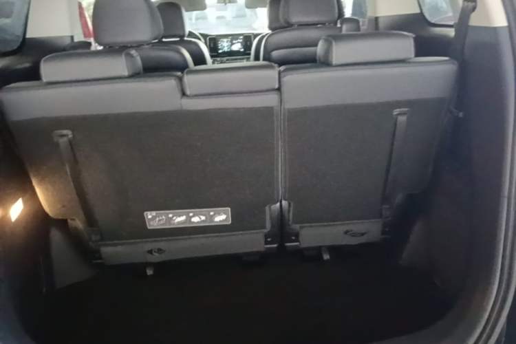Used GAC Trumpchi M8 2023 Lingxiu Series 390T Deluxe Edition Trunk