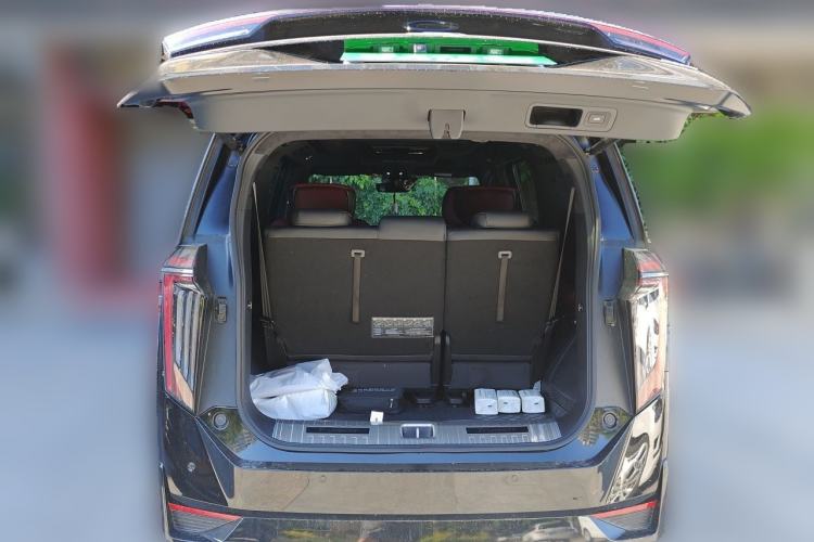 Used GAC Trumpchi M8 2023 Zongshi Series 400T Flagship Edition Trunk