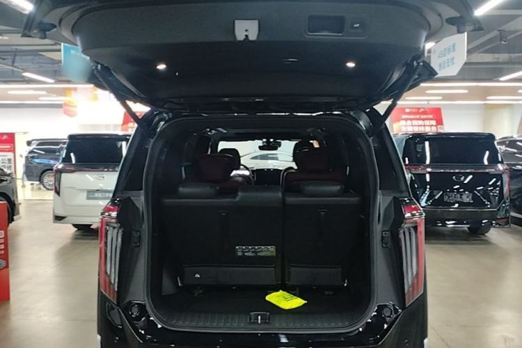Used GAC Trumpchi M8 2023 Zongshi Series 400T Flagship Edition Trunk