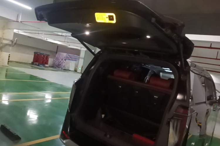 Used GAC Trumpchi M8 2023 Zongshi Series 400T Ultimate Edition Trunk
