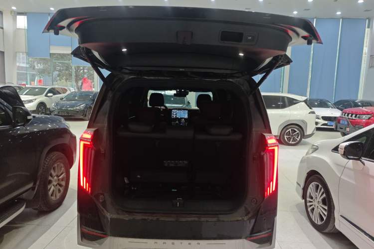 Used GAC Trumpchi M8 2023 Zongshi Series 400T Flagship Edition Trunk