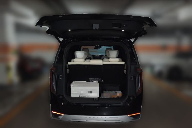 Used GAC Trumpchi M8 2023 Zongshi Series 400T Flagship Edition Trunk