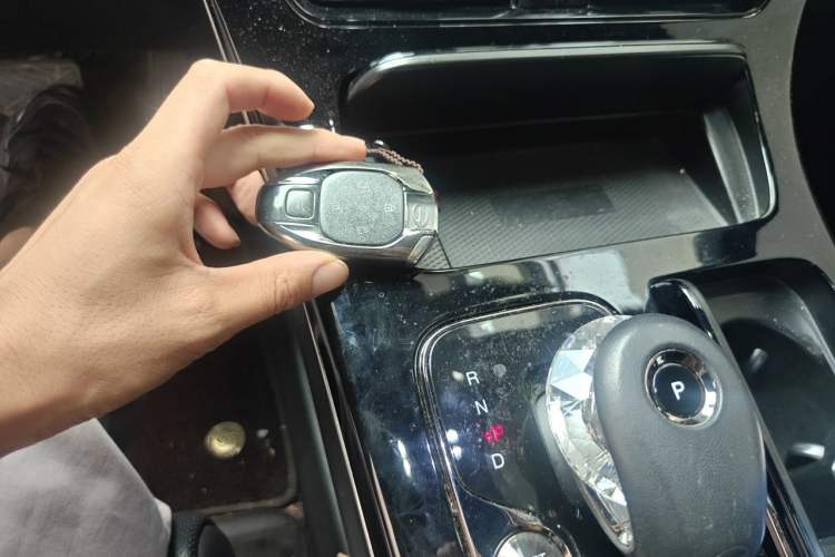 Used GAC Trumpchi M8 2023 Zongshi Series Dual-Motor Flagship Edition Vehicle Key