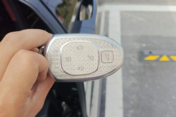 Used GAC Trumpchi M8 2023 Zongshi Series Dual-Motor YuZun Edition Vehicle Key