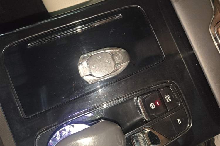 Used GAC Trumpchi M8 2023 Zongshi Series Dual-Motor YuZun Edition Vehicle Key