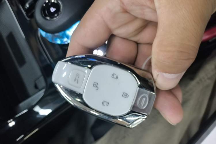 Used GAC Trumpchi M8 2023 Zongshi Series 400T Flagship Edition Vehicle Key