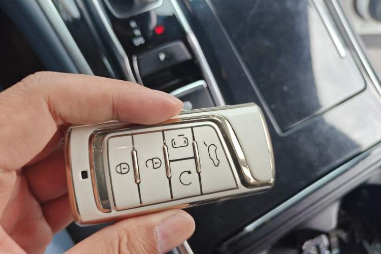 Used GAC Trumpchi M8 2023 Lingxiu Series 390T Deluxe Edition Vehicle Key