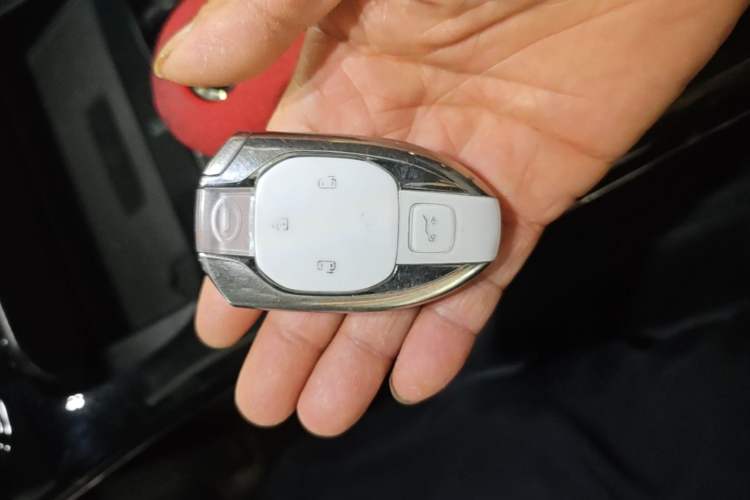 Used GAC Trumpchi M8 2023 Zongshi Series Dual-Motor Supreme Edition Vehicle Key