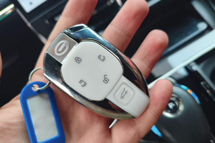 Used GAC Trumpchi M8 2023 Zongshi Series Dual-Motor YuZun Edition Vehicle Key