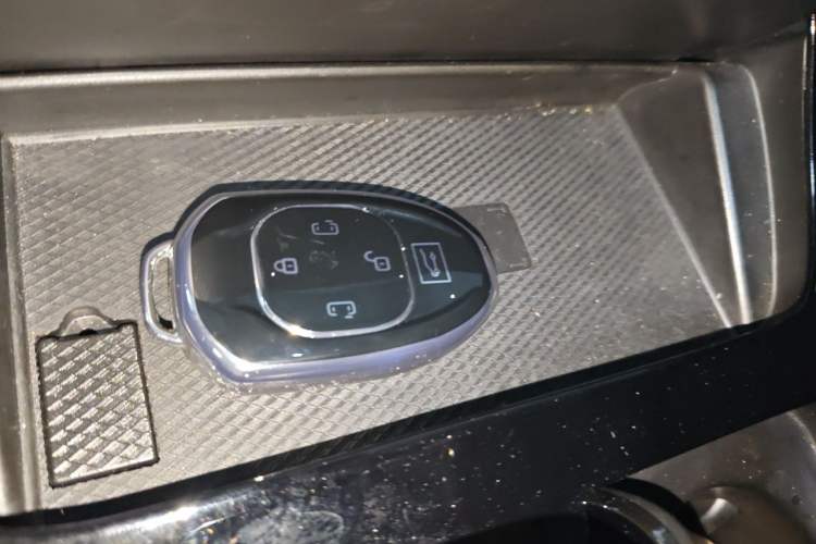 Used GAC Trumpchi M8 2023 Master Series 390T Ultimate Edition Vehicle Key