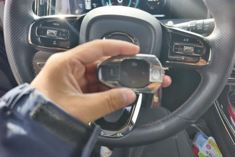 Used GAC Trumpchi M8 2023 Zongshi Series 400T Ultimate Edition Vehicle Key