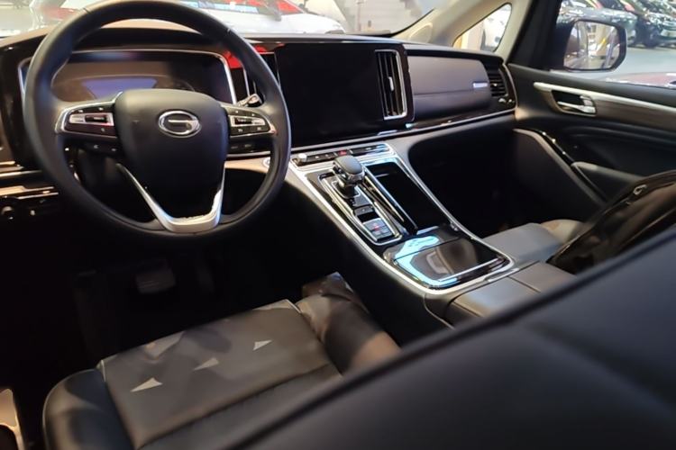 Used GAC Trumpchi M8 2023 Lingxiu Series 390T Luxury Edition Center Console