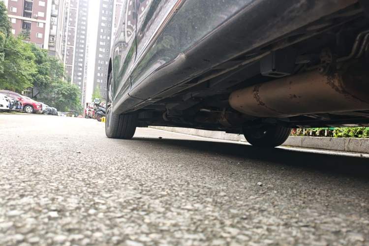 Used GAC Trumpchi M8 2023 Lingxiu Series 390T Prestige Edition Chassis Rear Left
