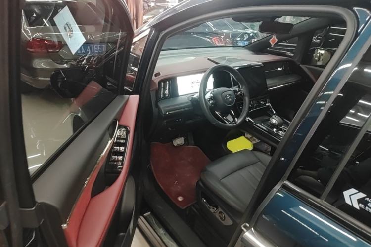 Used GAC Trumpchi M8 2023 Zongshi Series Dual-Motor Supreme Edition Driver Seat