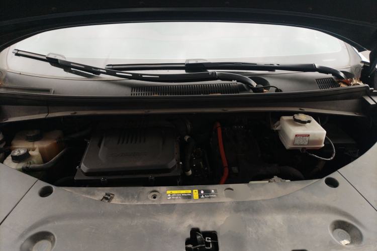 Used GAC Trumpchi M8 2023 Zongshi Series Dual-Motor Supreme Edition Engine Bay