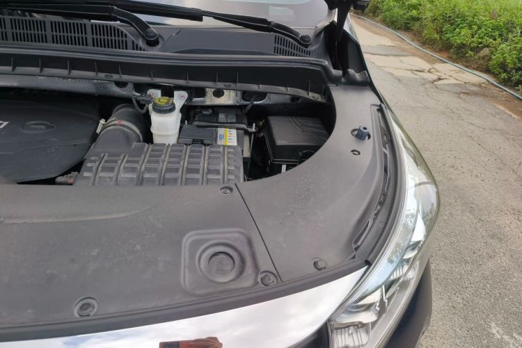 Used GAC Trumpchi M8 2023 Lingxiu Series 390T Prestige Edition Engine Bay Left