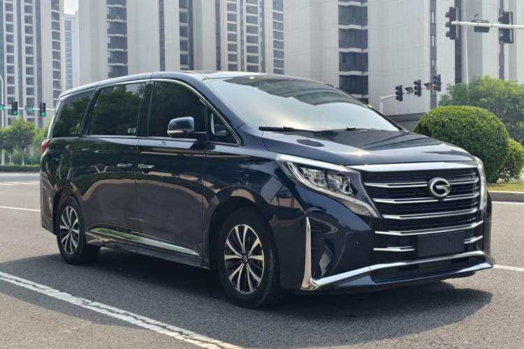 Used GAC Trumpchi M8 2023 Lingxiu Series 390T Luxury Edition Exterior 2