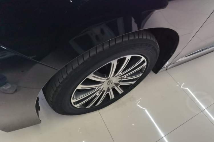 Used GAC Trumpchi M8 2023 Lingxiu Series 390T Prestige Edition Exterior 4