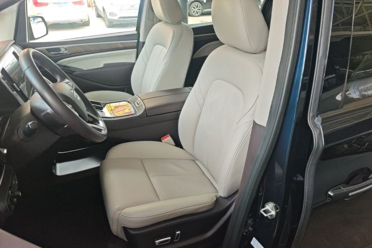 Used GAC Trumpchi M8 2023 Lingxiu Series 390T Prestige Edition Left Front Seat