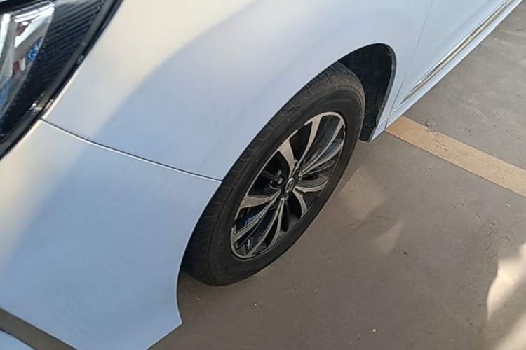 Used GAC Trumpchi M8 2023 Lingxiu Series 390T Deluxe Edition Left Front Wheel Hub