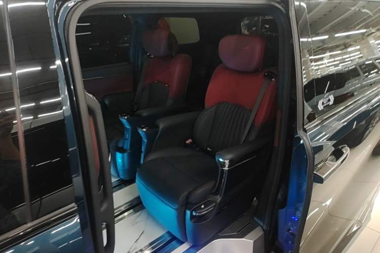 Used GAC Trumpchi M8 2023 Zongshi Series Dual-Motor Supreme Edition Left Rear Seat