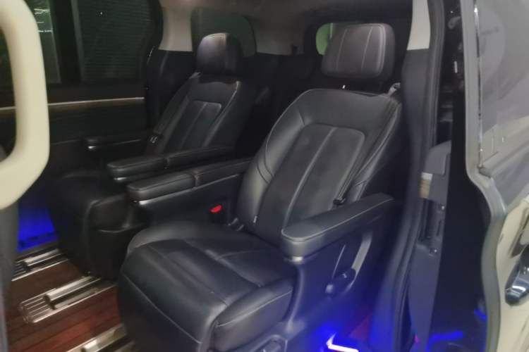 Used GAC Trumpchi M8 2023 Lingxiu Series 390T Prestige Edition Left Rear Seat
