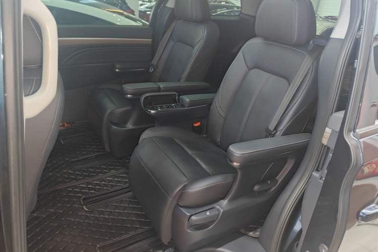 Used GAC Trumpchi M8 2023 Lingxiu Series 390T Prestige Edition Left Rear Seat
