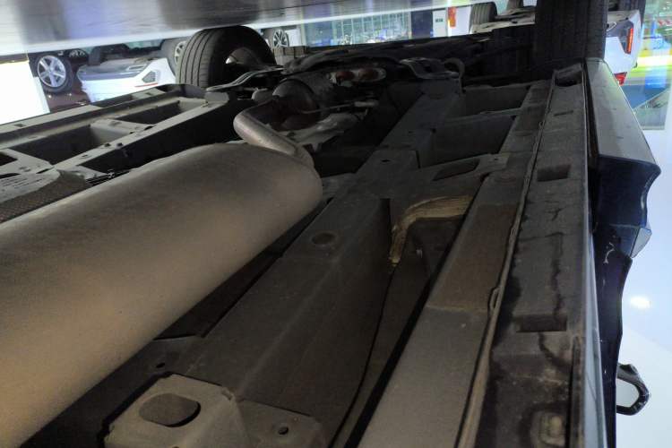 Used GAC Trumpchi M8 2023 Lingxiu Series 390T Prestige Edition Left Side Sill