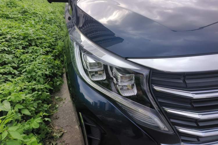 Used GAC Trumpchi M8 2023 Lingxiu Series 390T Prestige Edition Right Front Headlight