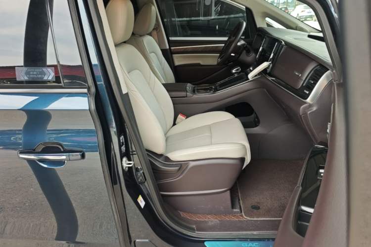 Used GAC Trumpchi M8 2023 Lingxiu Series 390T Prestige Edition Right Front Seat