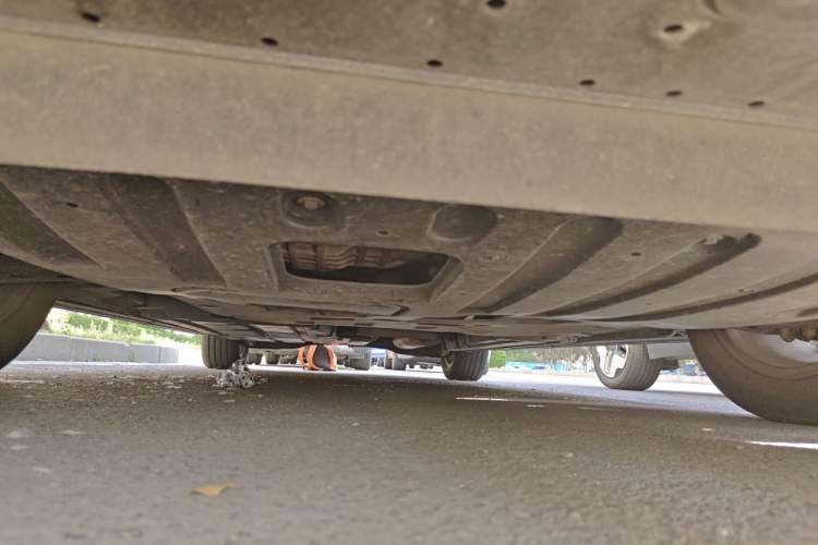 Used GAC Trumpchi M8 2023 Zongshi Series Dual-Motor YuZun Edition Chassis Front