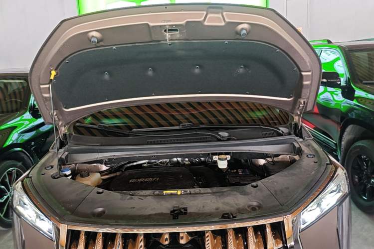 Used GAC Trumpchi M8 2023 Zongshi Series 400T Ultimate Edition Engine Bay