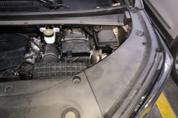 Used GAC Trumpchi M8 2023 Zongshi Series 400T Ultimate Edition Engine Bay Left