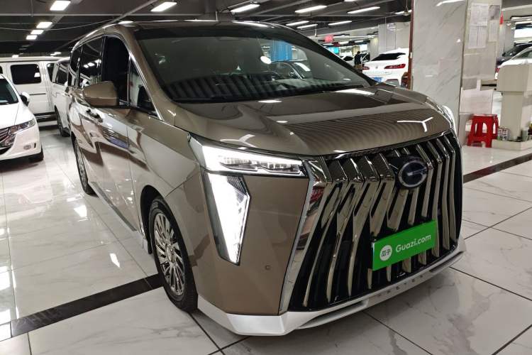 Used GAC Trumpchi M8 2023 Zongshi Series Dual-Motor YuZun Edition Exterior 2