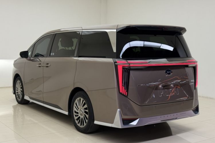 Used GAC Trumpchi M8 2023 Zongshi Series Dual-Motor YuZun Edition Exterior 3