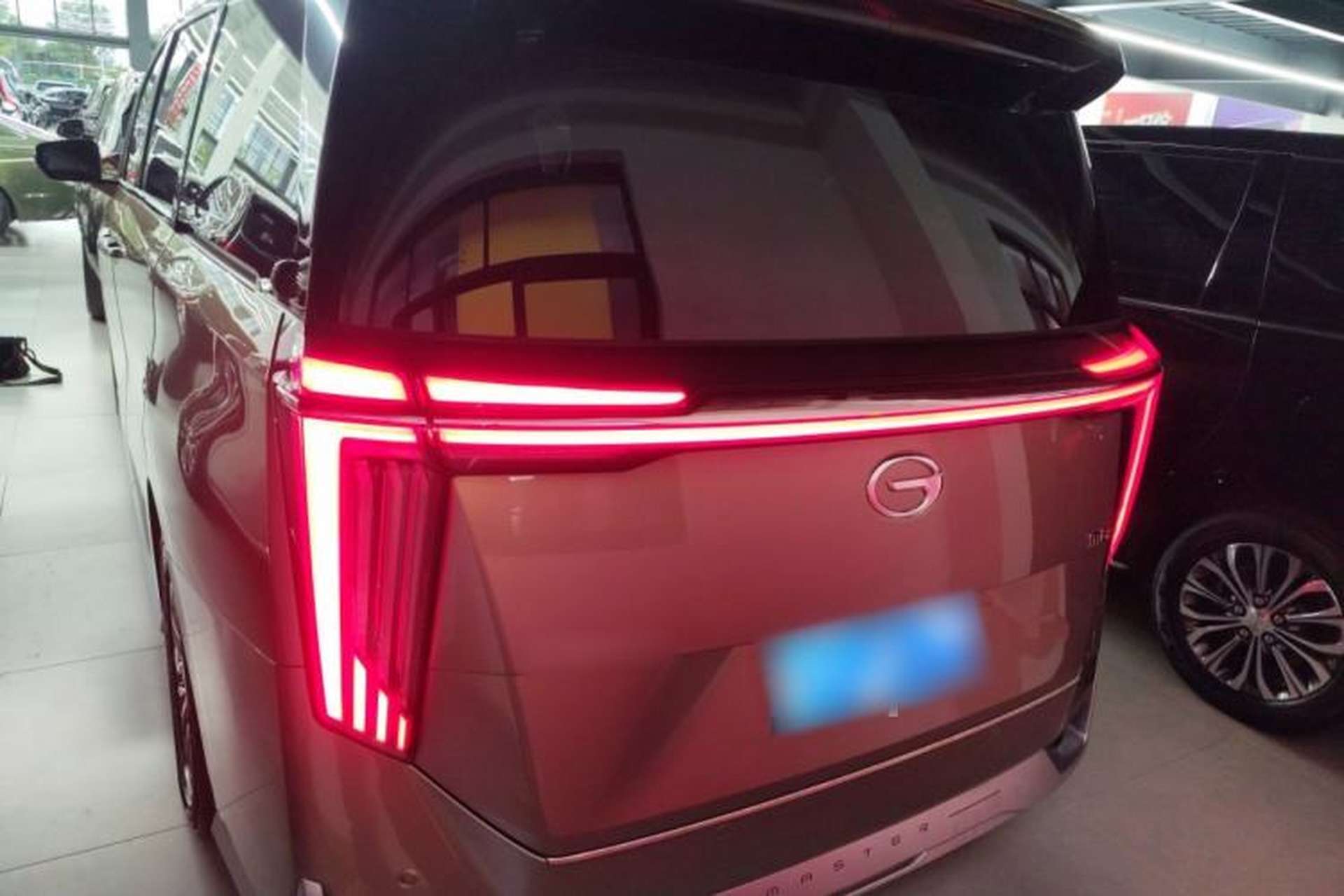 Used GAC Trumpchi M8 2023 Zongshi Series 400T Flagship Edition Exterior 4