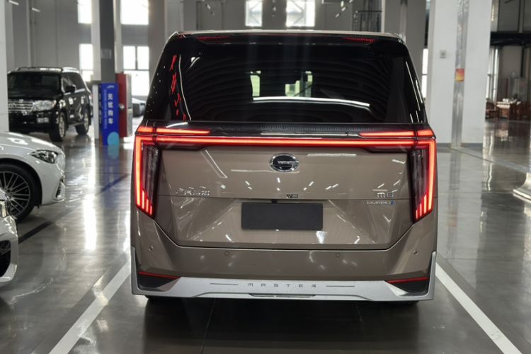Used GAC Trumpchi M8 2023 Zongshi Series Dual-Motor Flagship Edition Exterior 7