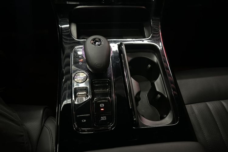 Used GAC Trumpchi M8 2023 Zongshi Series Dual-Motor Flagship Edition Gear Lever
