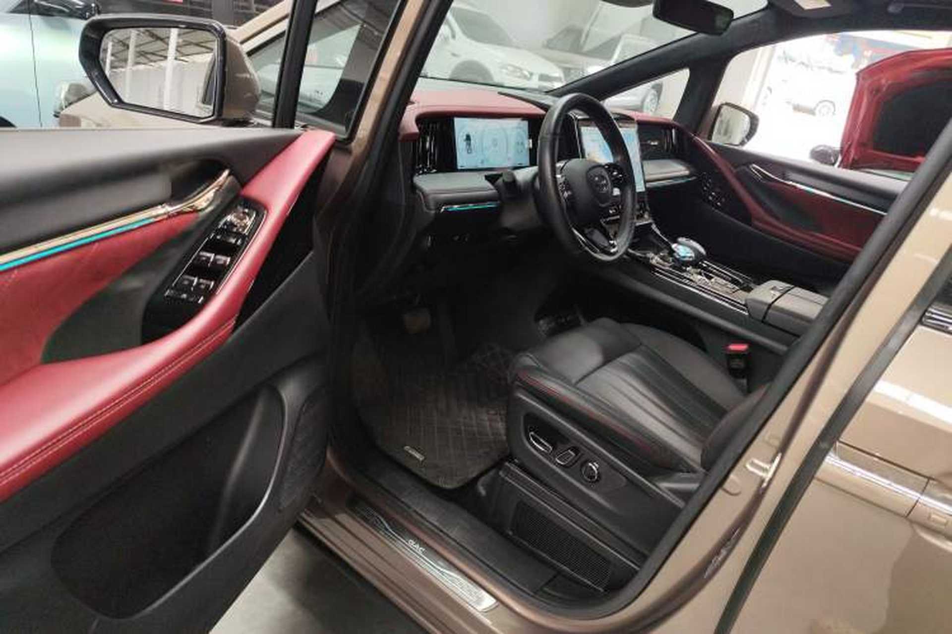 Used GAC Trumpchi M8 2023 Zongshi Series 400T Ultimate Edition Interior 3