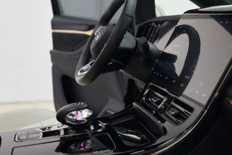 Used GAC Trumpchi M8 2023 Zongshi Series Dual-Motor YuZun Edition Interior 3