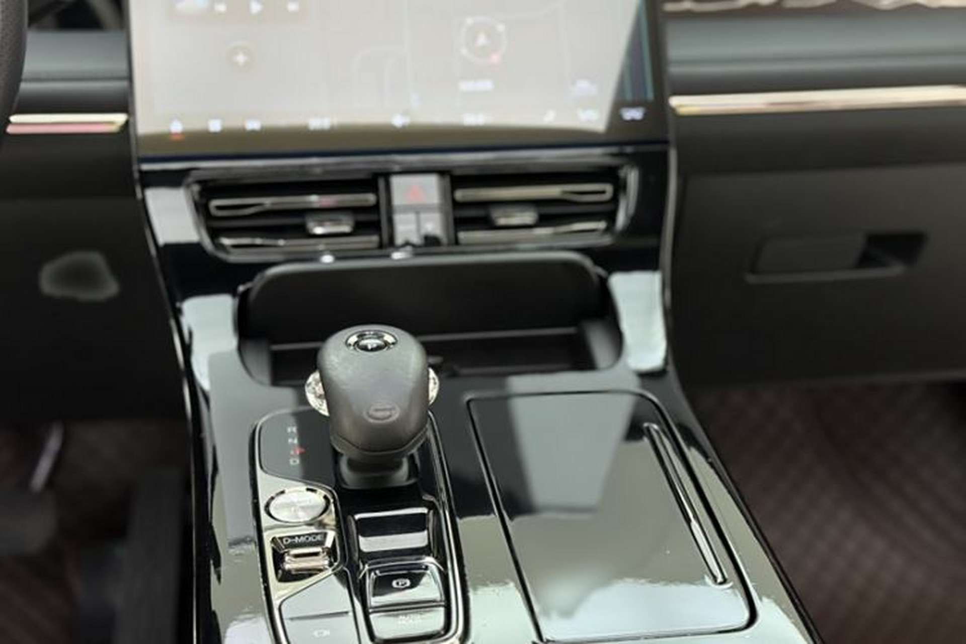 Used GAC Trumpchi M8 2023 Zongshi Series Dual-Motor YuZun Edition Interior 4