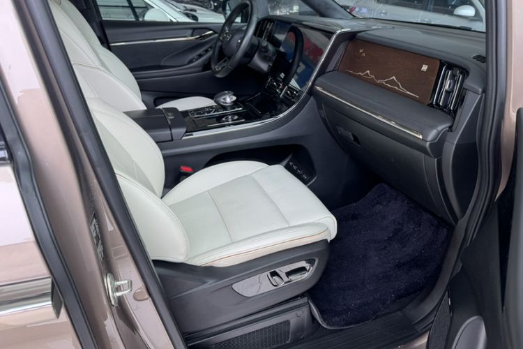 Used GAC Trumpchi M8 2023 Zongshi Series 400T Flagship Edition Interior 7
