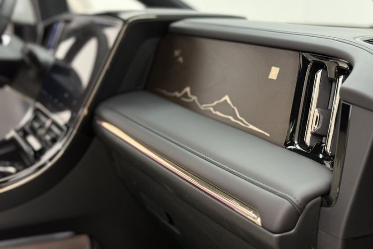 Used GAC Trumpchi M8 2023 Zongshi Series Dual-Motor YuZun Edition Interior 8