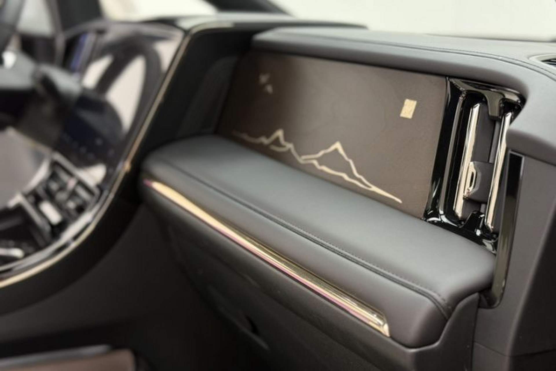 Used GAC Trumpchi M8 2023 Zongshi Series Dual-Motor YuZun Edition Interior 8