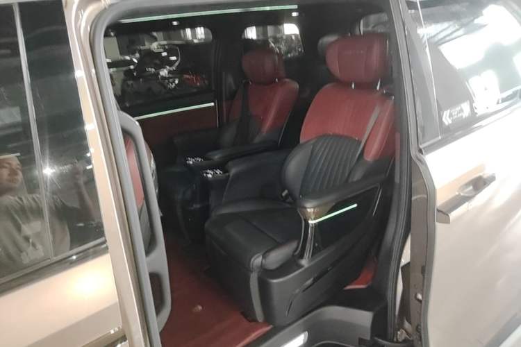 Used GAC Trumpchi M8 2023 Zongshi Series Dual-Motor Flagship Edition Left Rear Seat