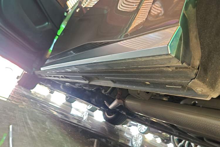 Used GAC Trumpchi M8 2023 Zongshi Series 400T Ultimate Edition Left Side Sill
